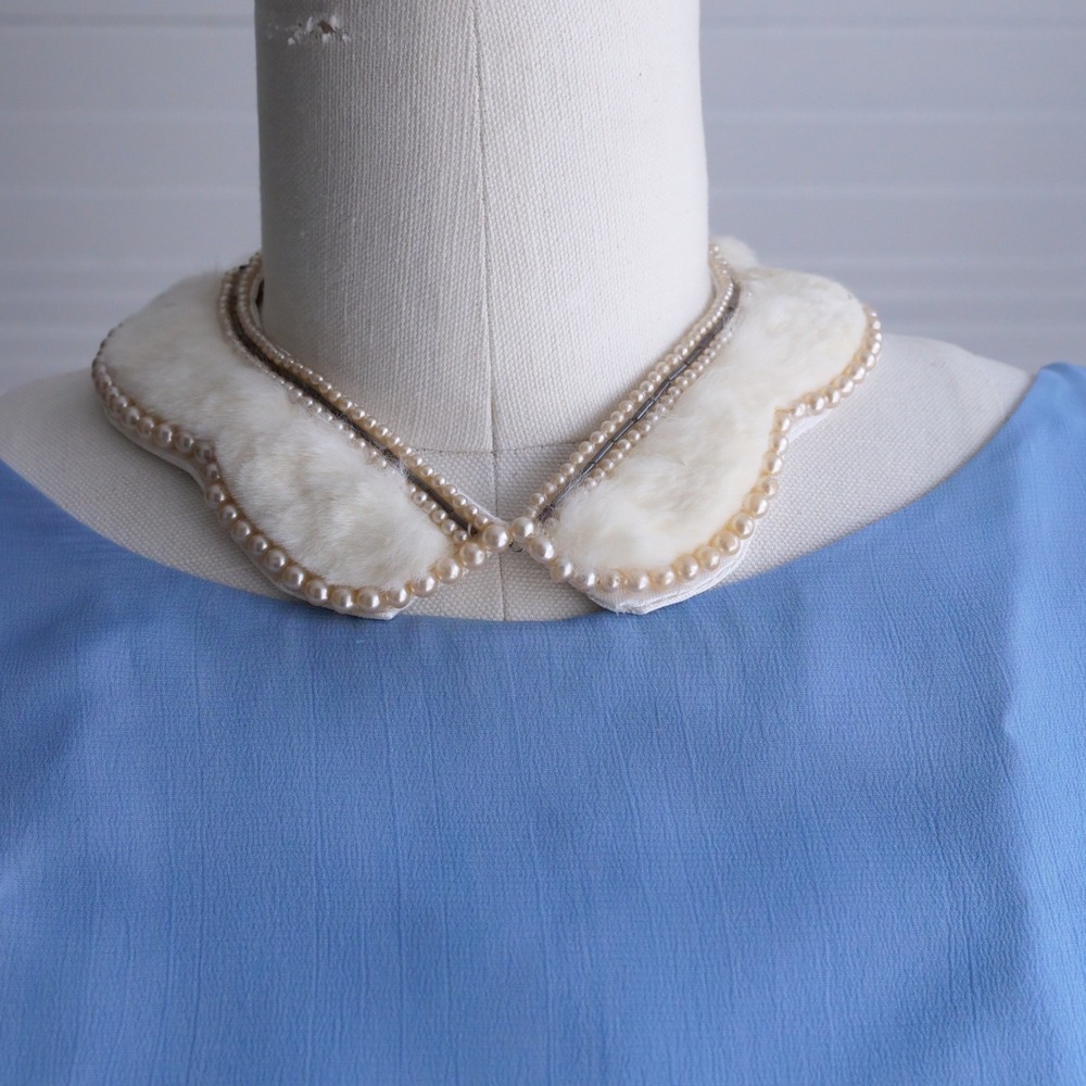 The sweetest vintage 1960s‎ Art Craft ivory rabbit fur and pearly collar